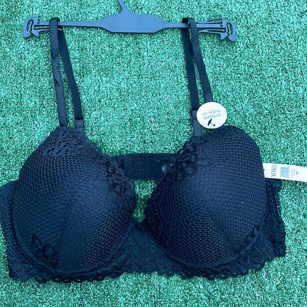 Nwt black bra | xoxo | size 38C | push up bra